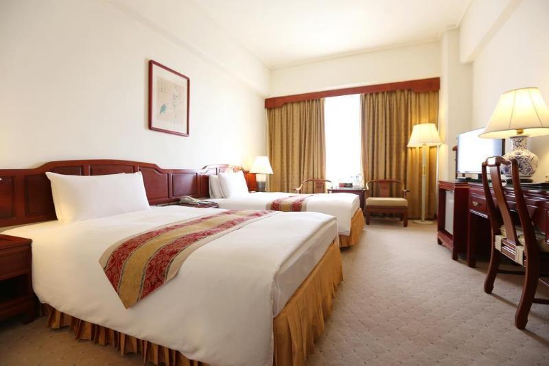 Plaza International Hotel Taichung Exterior foto